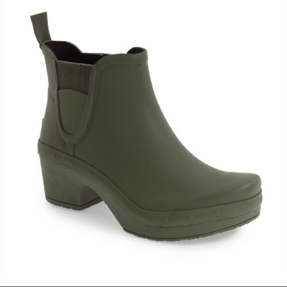 dansko rain boots